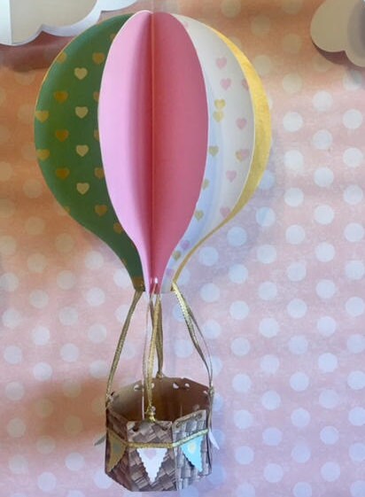 Hot air balloons/decoration/baby nursery/hanging or wall mounted - set of 2 balloons and clouds