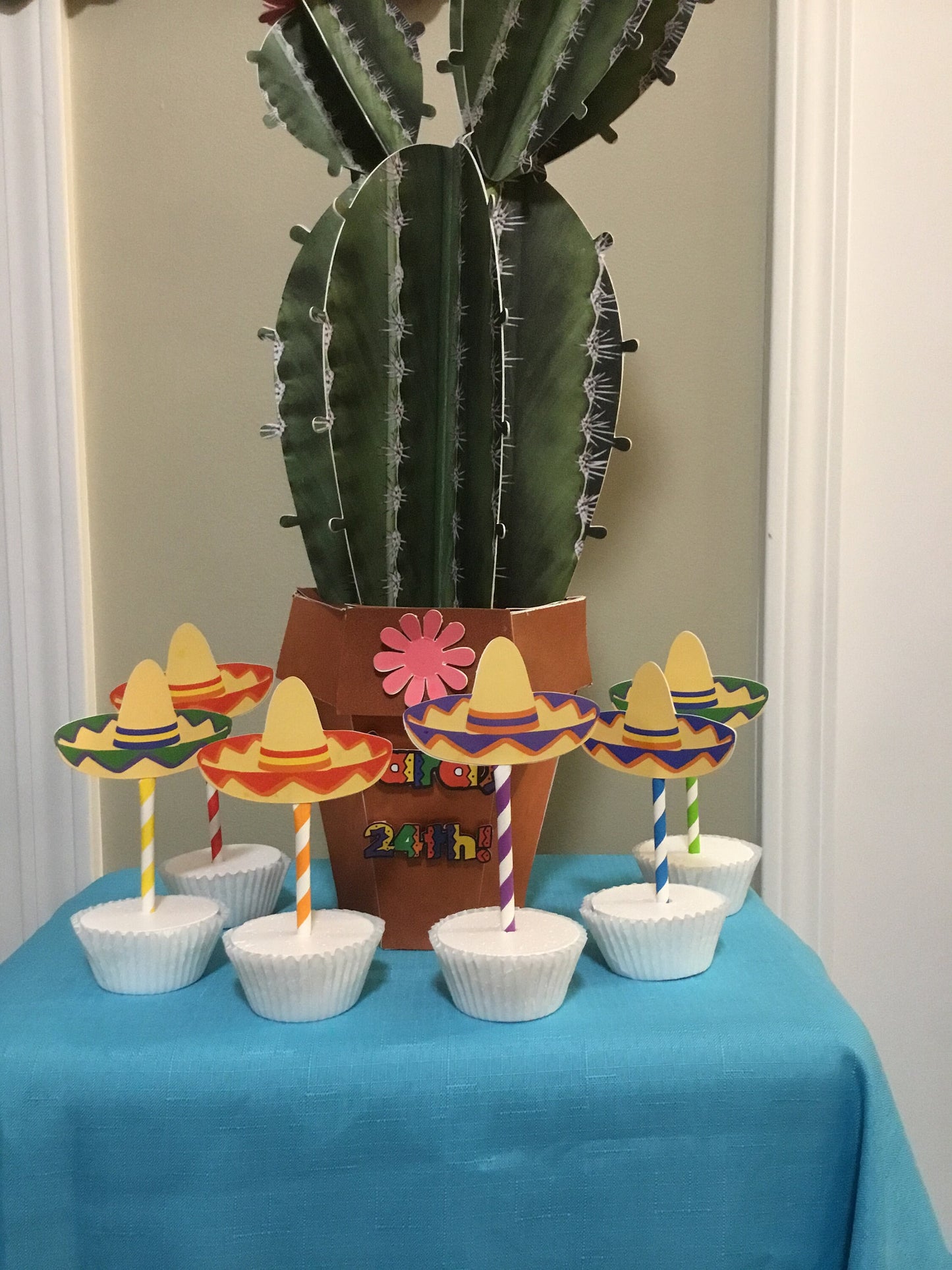 Sombrero Cupcake toppers/fiesta toppers/ set of 12