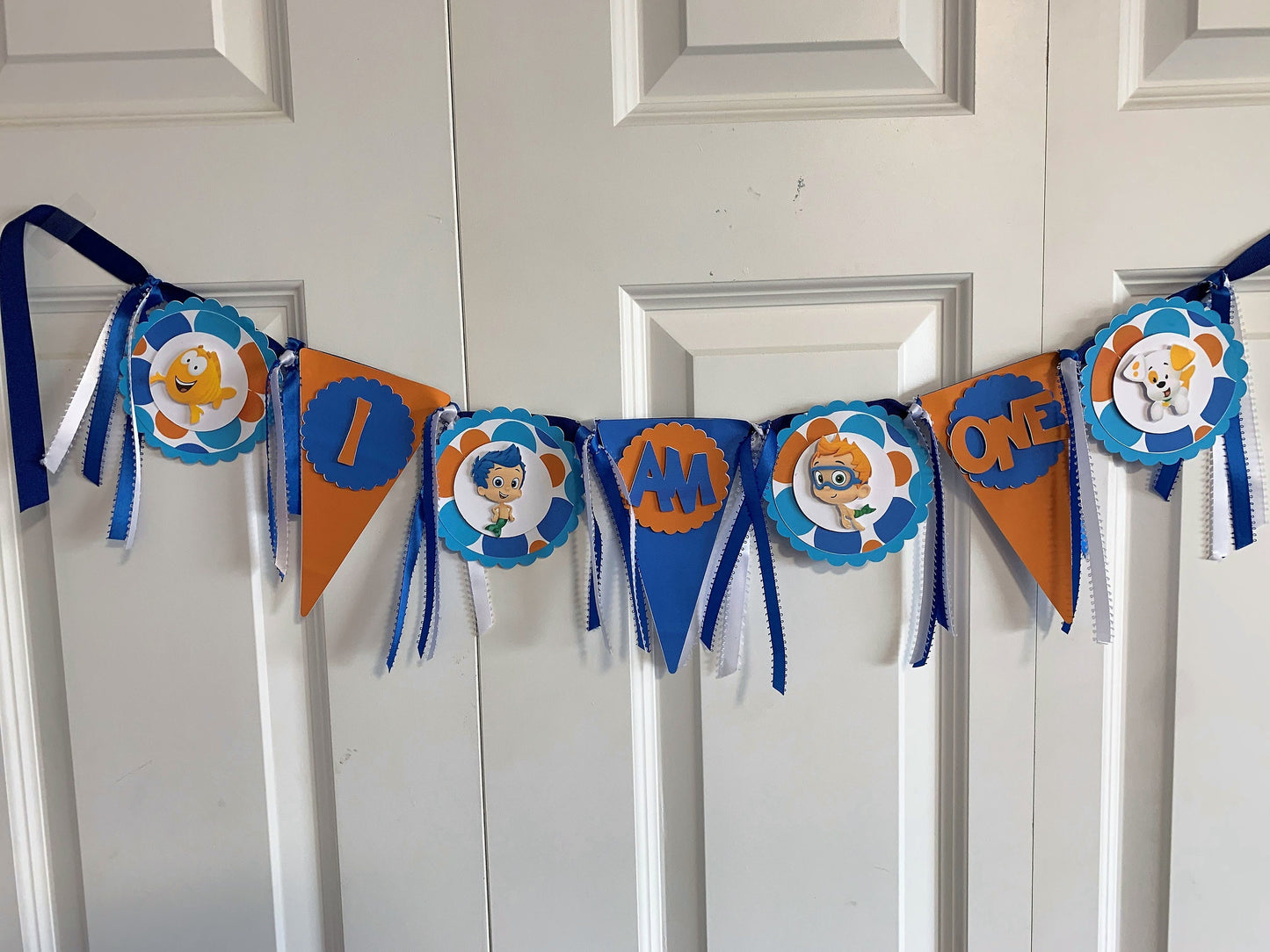 Bubble Guppies Highchair banner/I am one banner featuring Bubble Guppies